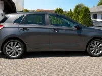 Gebraucht Hyundai i30 Passion Plus 140 PS (102 kW) 2018 Grau Limousine