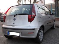 Gebraucht Fiat Punto Active 60 PS (44 kW) 2003 Silber metallic Kleinwagen