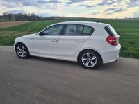 Gebraucht BMW 120 150 PS (110 kW) 2010 Weiß Kleinwagen