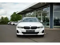 Gebraucht BMW 318 150 PS (110 kW) 2023 Mineralweiss metallic Kombi