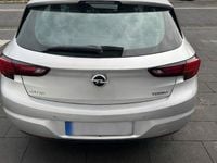 Gebraucht Opel Astra Dynamic 125 PS (91 kW) 2017 Silber Limousine