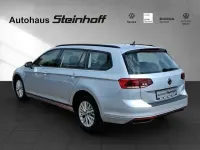 Gebraucht VW Passat 122 PS (89 kW) 2022 Silber Kombi