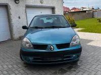 Używany Renault Clio II 75 KM (55 kW) 2004 Andere farben Hatchback