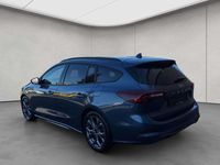 Gebraucht Ford Focus ST-Line X 155 PS (114 kW) 2024 Chrome blue metallic Kombi