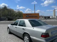 Gebraucht Mercedes 320 220 PS (161 kW) 1994 Silber Limousine