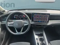 Gebraucht VW Passat 150 PS (110 kW) 2025 Grau Kombi