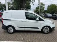 Gebraucht Ford Transit Trend 75 PS (55 kW) 2017 Frozen white Van / Kleinbus