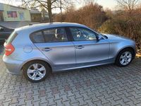 Gebraucht BMW 116 122 PS (89 kW) 2009 Blau Kleinwagen