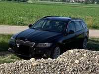 Second-hand BMW 330 245 CP (180 kW) 2011 Negru Berlinǎ