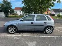 Gebraucht Opel Corsa 75 PS (55 kW) 2003 Silber Kleinwagen