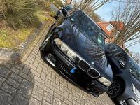 Gebraucht BMW 530 193 PS (141 kW) 2001 Schwarz Kombi