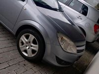 Gebraucht Opel Astra 115 PS (84 kW) 2009 Grau Kombi