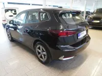 Gebraucht BMW 220 Active Tourer 156 PS (114 kW) 2022 Schwarz Van / Kleinbus