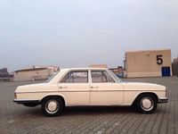 Gebraucht Mercedes 220 143 PS (105 kW) 1969 Weiß Limousine