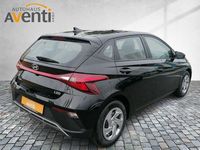 Neu Hyundai i20 Select 79 PS (58 kW) 2025 Schwarz Limousine
