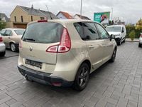 Gebraucht Renault Scénic III Dynamique 110 PS (80 kW) 2011 Gold Van / Kleinbus