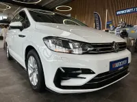 Gebraucht VW Touran Sport 150 PS (110 kW) 2016 Weiß Van / Kleinbus