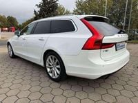 Gebraucht Volvo V90 Momentum 235 PS (172 kW) 2017 Weiss Kombi