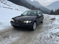 Second-hand BMW 330 184 CP (135 kW) 2003 Negru Break