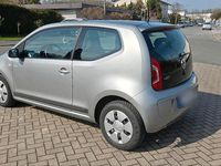 Second-hand VW up! 60 CP (44 kW) 2016 Argintiu Hatchback