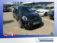 Gebraucht Mini Cooper S Sport 192 PS (141 kW) 2018 Midnight black met. (metallic) Kleinwagen