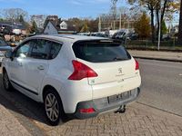 Gebraucht Peugeot 3008 163 PS (119 kW) 2012 Weiß Kombi