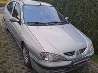 Gebraucht Renault Mégane 94 PS (69 kW) 2001 Silber Kleinwagen