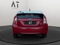 Second-hand Toyota Prius 99 CP (72 kW) 2012 Roșu Berlinǎ