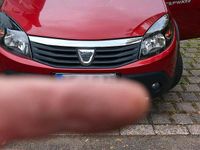 Gebraucht Dacia Sandero 75 PS (55 kW) 2012 Rot Kleinwagen
