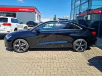 Gebraucht Audi A3 Sport 150 PS (110 kW) 2022 Mythosschwarz metallic (schwarz) Limousine