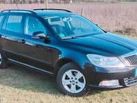 Gebraucht Skoda Octavia 105 PS (77 kW) 2011 Schwarz Kombi
