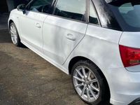 Gebraucht Audi A1 Sportback S-Line 86 PS (63 kW) 2014 Weiß Kleinwagen