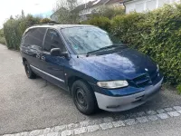 Gebraucht Chrysler Voyager 150 PS (110 kW) 2000 Blau Van / Kleinbus