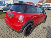 Gebraucht Mini ONE 75 PS (55 kW) 2012 Rot Kleinwagen