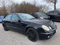Gebraucht Mercedes E240 Avantgarde 177 PS (130 kW) 2002 Schwarz Limousine