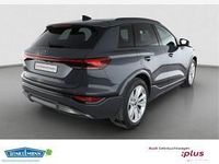 Gebraucht Audi Q6 e-tron Ambiente 185 kW (252 PS) 2025 Grau SUV