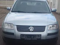 Gebraucht VW Passat 116 PS (85 kW) 2001 Blau Limousine