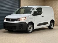Neu Peugeot Partner 75 PS (55 kW) 2025 Weiß Van / Kleinbus