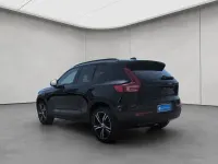 Gebraucht Volvo XC40 Plus 163 PS (119 kW) 2025 Onyx black / metallic SUV