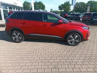 Gebraucht Peugeot 5008 Allure 177 PS (130 kW) 2021 Lackierung ultimaterot (metallic) SUV
