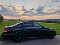 Gebraucht Mercedes E400 Avantgarde 333 PS (244 kW) 2017 Schwarz Limousine