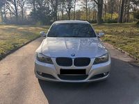 Gebraucht BMW 330 Performance 245 PS (180 kW) 2009 Silber Kombi