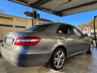 Gebraucht Mercedes E250 204 PS (150 kW) 2011 Grau Limousine
