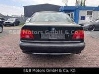 Second-hand BMW 520 150 CP (110 kW) 1999 Negru Berlinǎ