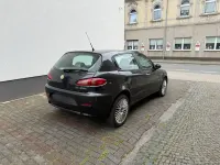 Gebraucht Alfa Romeo 147 105 PS (77 kW) 2007 Schwarz Kleinwagen