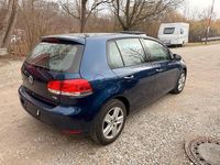 Gebraucht VW Golf VI 122 PS (89 kW) 2009 Blau Kleinwagen