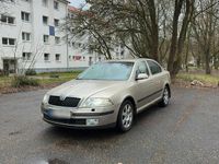 Gebraucht Skoda Octavia 105 PS (77 kW) 2006 Beige Limousine