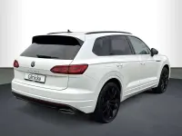 Gebraucht VW Touareg Atmosphere 286 PS (210 kW) 2021 Oryxweiß perlmutteffekt SUV