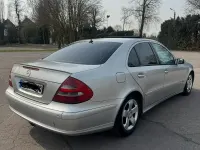 Gebraucht Mercedes E220 Avantgarde 150 PS (110 kW) 2003 Limousine