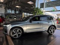 Gebraucht Volvo XC60 R-Design 190 PS (139 kW) 2020 Osmium grey SUV